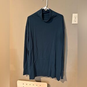 Lululemon oversized sweatshirt